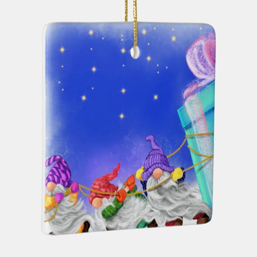 Kerst Gnomen met Gift Kerst Ornament (Rechts)