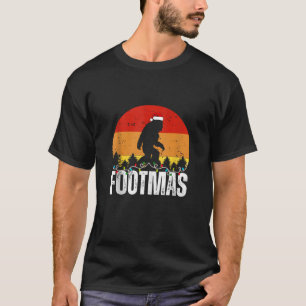 KERST GRAPPIG VOETBAL BIG FOOT WEARING S T-SHIRT