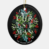 Kerst Groenen en bessen op zwart Keramisch Ornament (Links)