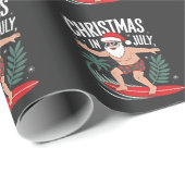 Kerst in juli Grappig Kerstfeest Santa Beach Cadeaupapier (Rol Hoek)