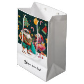 Kerst in juli met Santa Flamingo dansen Medium Cadeauzakje (Voorkant Gekanteld)