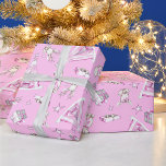 Kerst inpakpapier, Roze Woodland Christmas Cadeaupapier<br><div class="desc">Dit roze kerstinpakpapier heeft een prachtig sterrenpatroon met boswezens,  geschenkdozen,  een tipi en waterverven. De opvallendste kleuren zijn lichtroze en licht paarse.</div>