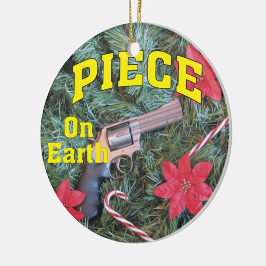Kerst-kerstversiering op aarde Pistool Keramisch Ornament (Links)