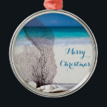 Kerst-kerstversieringen rond metalen koraal metalen ornament<br><div class="desc">Kerstversieringen met koraal en aanpasbare tekst Zure kerst. Het is een metalen ornament met hoge metalen dikte van 2, 125 inch en 1, 25 ounces.</div>