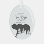 Kerst Minimal Pine Tree Beer Paar Verloving Glas Ornament (Voorkant links)