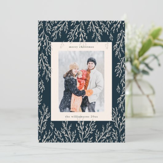 Kerst  Navy Greenery Twee Verticale Foto Feestdagenkaart (Staand voorkant)