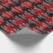 Kerst NICE ONDEUGEND Tekst op Buffalo Plaid Cadeaupapier (Hoek)