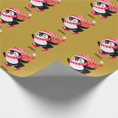 Kerst Pinguïn in een Pet en Sjaal op Schaatsen Cadeaupapier (Hoek)