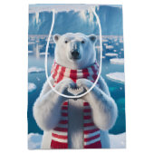 Kerst Polar Beer met poten in hartvorm Medium Cadeauzakje (Voorkant)
