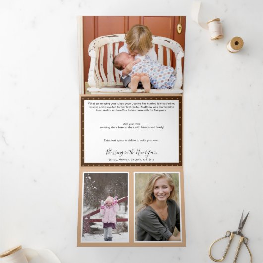 Kerst Rustiek Hout en Klimplanten Meerdere Foto's Drieluik Wenskaart (Binnen)