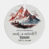 Kerst Rustieke Bergen Koppel Engage Red Glas Ornament (Achterkant)