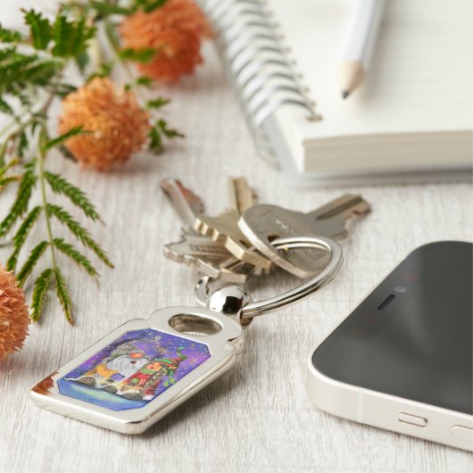 Kerst Sleutelhanger Gift met Happy Gnomes (Zijkant)