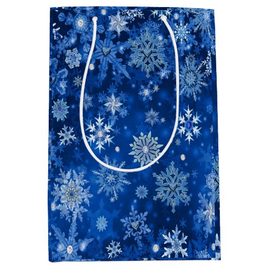 Kerst Sneeuwvlokken Blauw en Zilver Gift Bag Medium Cadeauzakje (Voorkant)