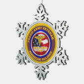 Kerst van het kerkhof voor de Veteranese Medische  Tin Sneeuwvlok Ornament (Rechts)