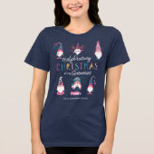Kerst vieren met mijn Gnomies Funny Gnomes Tri-Blend Shirt (Voorkant)