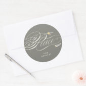 Kerst Vrede Script Calligrafie Loofwerk Klassiek Ronde Sticker (Envelop)
