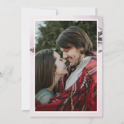 Kerst winter besneeuwde berg roze bruiloft foto kaart (Achterkant)