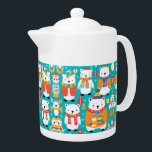 Kerst Winter Dier Party Patroon Theepot<br><div class="desc">Dit betoverende collectie beschikt over een heerlijke reeks winterdieren getooid in feestelijke accessoires, waardoor een speelse en hartverwarmende sfeer ontstaat. De vreugdevolle kameraadschap van deze charmante wezens wordt vastgelegd in elk detail van dit patroon, waardoor het de perfecte keuze is voor het verspreiden van feestvreugde op uw favoriete producten. Omarm...</div>