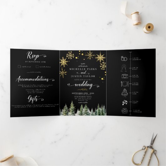 Kerst Woodland Pine Trees Wedding Drieluik Uitnodiging (Binnen)