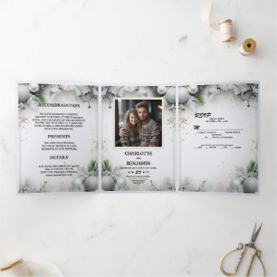 Kerst Zilver Magie Winter Minimaal Gepersonaliseer Drieluik Uitnodiging
