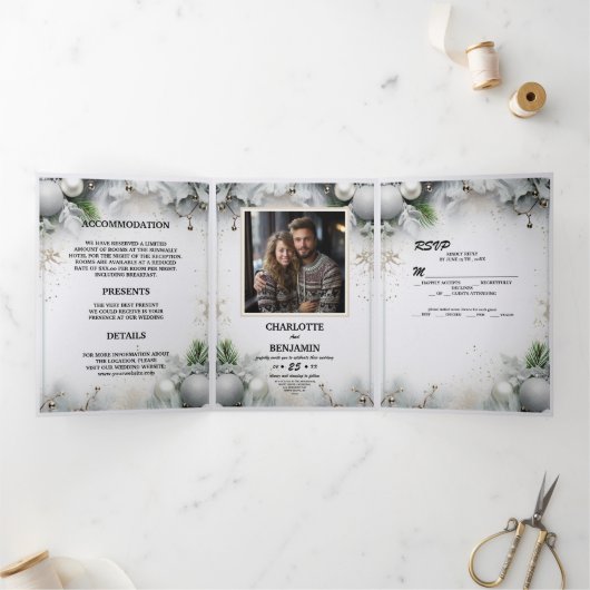 Kerst Zilver Magie Winter Minimaal Gepersonaliseer Drieluik Uitnodiging (Binnen)