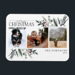 Kerst-zwarte winter Botanische foto-ingang Magneet<br><div class="desc">Maak kennis met de Kaart van de prettige kerstzwarte winter met de botanische foto Magnet Holiday! Deze mooie kaart bevat drie van uw favoriete foto's in zwart-wit, met 'prettige kerst' in een modern handgeschreven duo van serif-type. De kaart is voorzien van donkerzwarte, rode en ontroostbare groene winterplantaardige stoffen, waardoor het...</div>