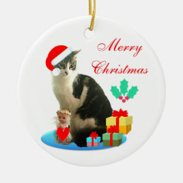 Kerstabel kat, kleine engel en cadeaus keramisch ornament