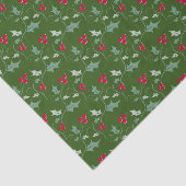 Kerstachtige bladeren en rode bessen groen rood tissuepapier (Detail)