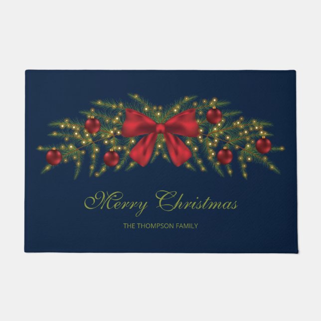 Kerstair met rode romp en siervoorwerpen deurmat (Voorkant)