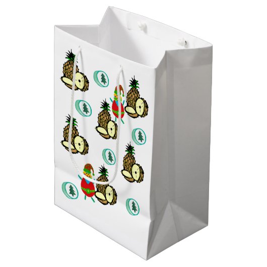 kerstananananas met kerstcadeaus medium cadeauzakje (Voorkant Gekanteld)