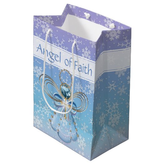 Kerstangel van Faith Blue Ombre Snowflakes Medium Cadeauzakje (Voorkant Gekanteld)