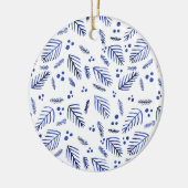 Kerstaven en bessen - blauw keramisch ornament (Links)