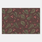 Kerstaven en bessen - bruin en groen inpakpapier vel (Voorkant)