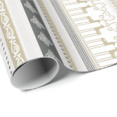 Kerstaven met grijze sneeuwvlokken cadeaupapier (Rol Hoek)