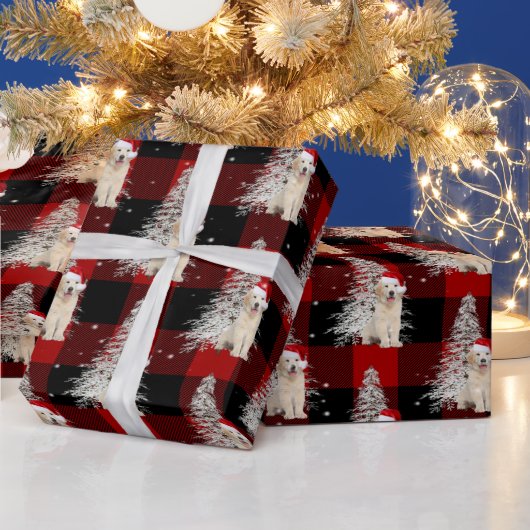 Kerstavond-gouden retriever en -boom op touw cadeaupapier (Feestdagen)