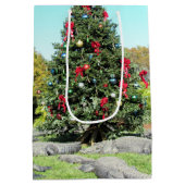 Kerstavond met gator - Medium kerstcadeautas Cadeauzakje (Achterkant)