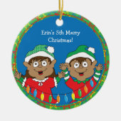 Kerstaxen van kleur keramisch ornament (Voorkant)