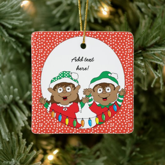 Kerstaxen van kleur keramisch ornament (Boom)