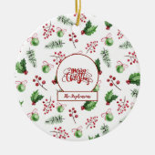 Kerstbal Hulstbessen Dennnen Monogram Keramisch Ornament (Voorkant)