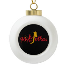 Kerstbal met sneeuwvlok en High on Polkas-logo