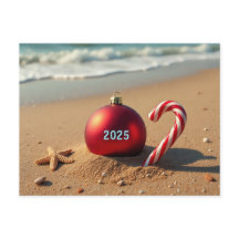 Kerstbal op het strand kerstkaart
