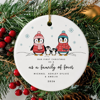 Kerstbal voor eerst kerstmis pinguïnfamilie keramisch ornament