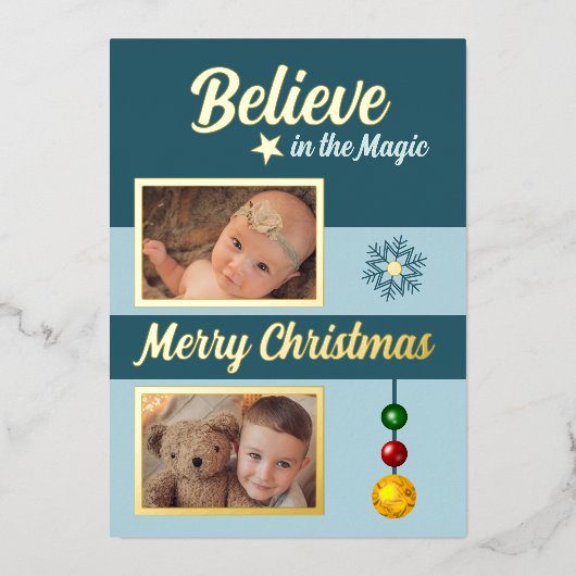 Kerstballen sterren sneeuwvlok foto's blauw folie feestdagenkaart (Voorkant)