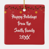 Kerstbassethond in een hondenhok keramisch ornament (Achterkant)