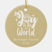 Kerstbevallen met de Wereldoorlog Goud en Wit Keramisch Ornament (Voorkant)