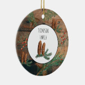 Kerstbijtende naaldbomen Naam familie Keramisch Ornament (Rechts)