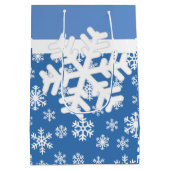 Kerstblauw en witte sneeuwvlok medium cadeauzakje (Achterkant)