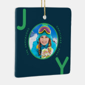 Kerstblauw Groene foto van familienaam Keramisch Ornament (Rechts)