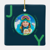 Kerstblauw Groene foto van familienaam Keramisch Ornament (Achterkant)