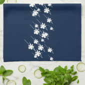 Kerstblauw met Feestdagen sneeuwvlokken Theedoek (Gevouwen)